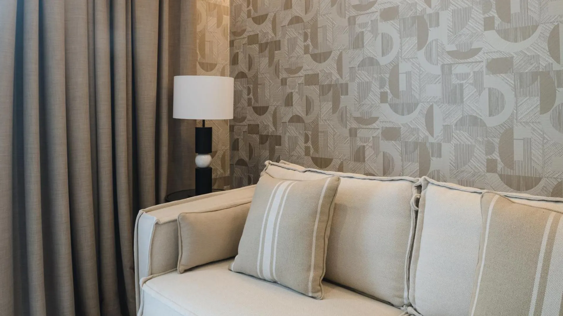 Blue Marina Suites - Boutique Apartments Arrecife  Espanha