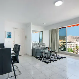 https://la-estrella-1a020.tenerifehoteles.net